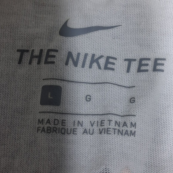 Used Men's Nike DNA Air White T Shirt with Big Logo in the Back Size Large - Picture 3 of 7